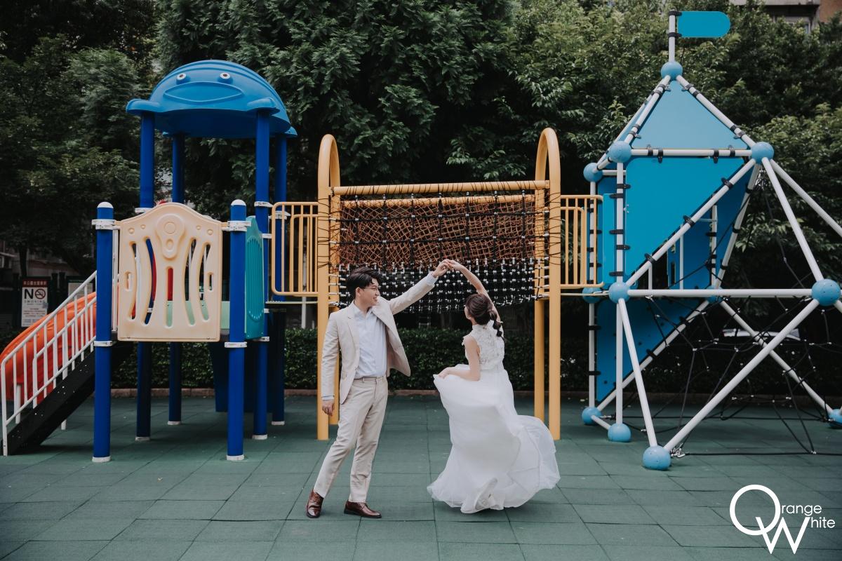 自助婚紗｜一對新婚夫妻的公園婚紗照