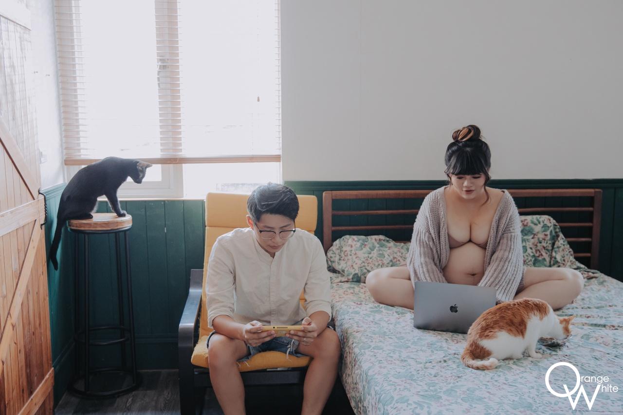孕婦寫真｜一對夫妻與貓咪的孕婦寫真